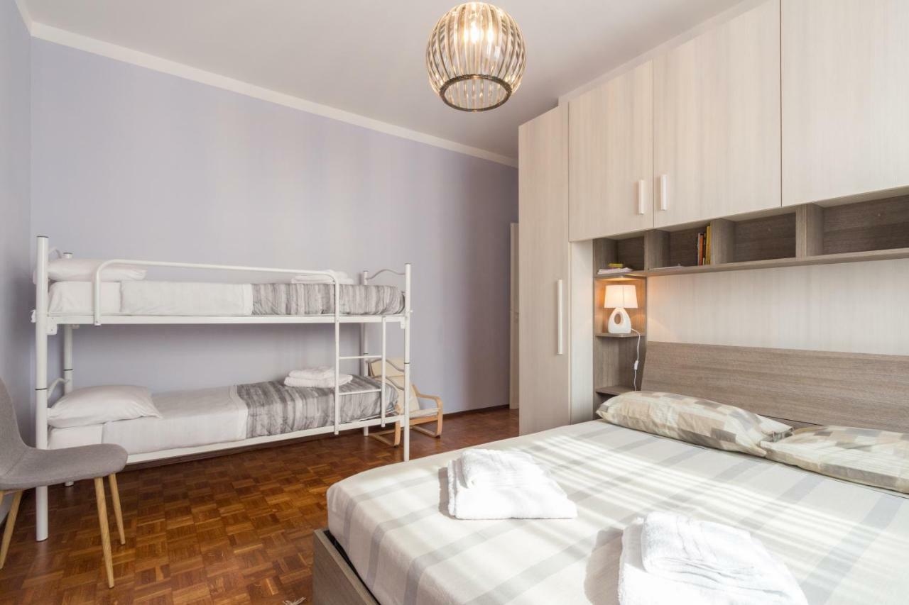 Apartamento Bilocale Centro Biella Exterior foto